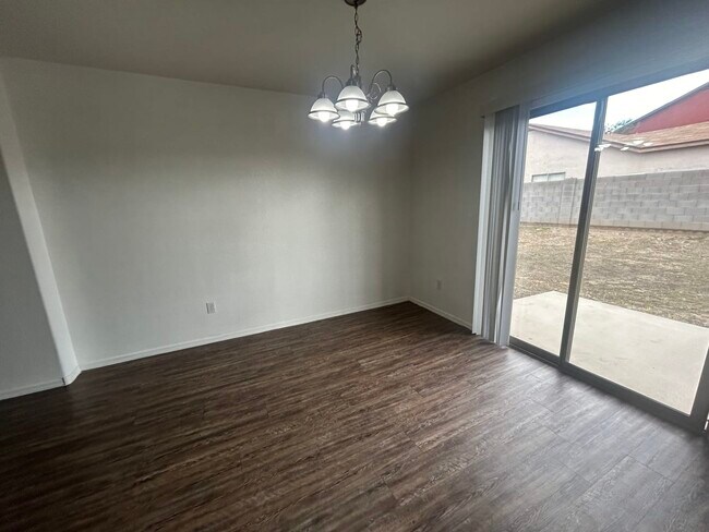 Building Photo - 11545 W Corrine Dr