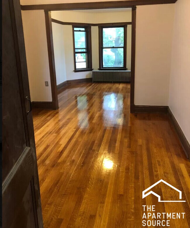 Foto del edificio - 1520 W Edgewater Ave