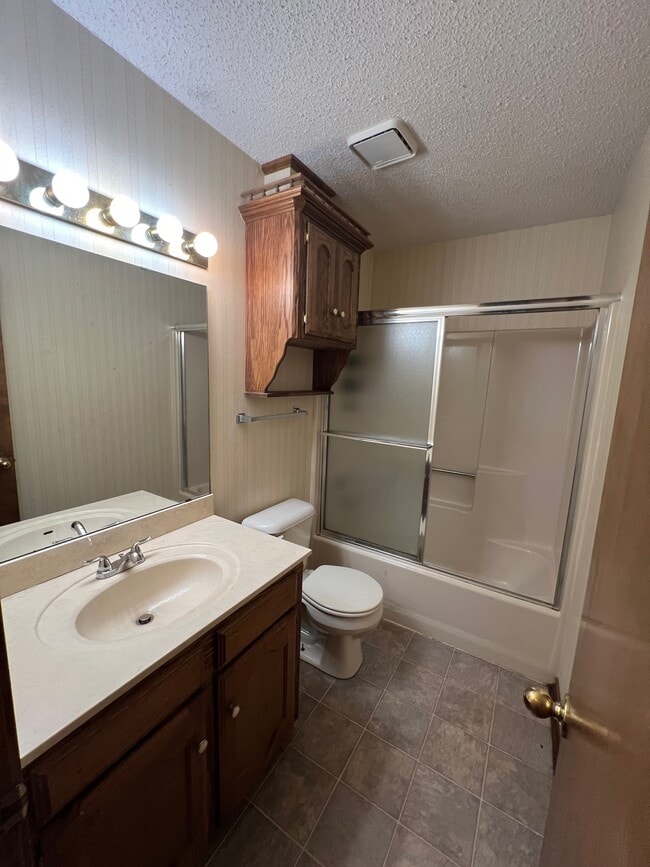 Building Photo - 203 Kimball Dr