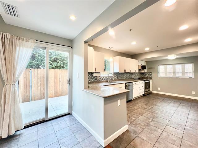 Building Photo - 1428 Mccoy St