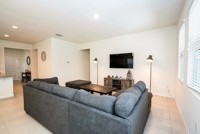 Foto del edificio - 5277 Oakbourne Ave