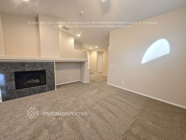 Building Photo - 6535 N Velvet Silk St