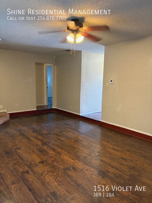 Foto del edificio - 1516 Violet Ave