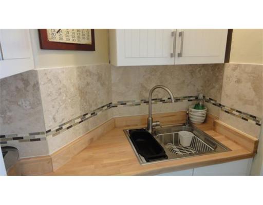 Foto del edificio - 65 Burbank St