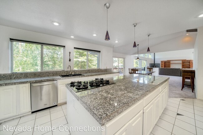 Foto del edificio - 4 br, 3.5 bath House - 50 Sunridge Drive
