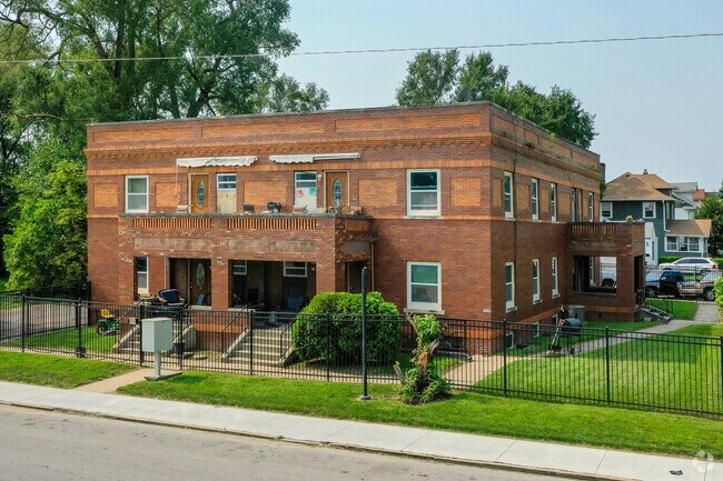 Foto del edificio - 2405 Evans St
