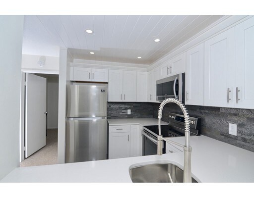 Foto del edificio - 402 Tuckers Ln