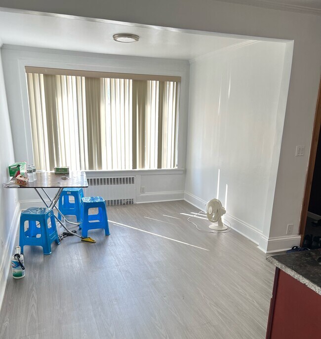 Building Photo - 3205 Avenue R