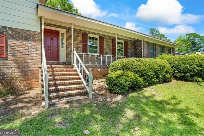 Foto del edificio - 7121 Forest Dr SE