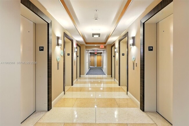 Foto del edificio - 244 Biscayne Blvd