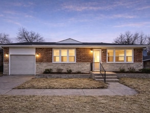 Building Photo - 1295 Chambers Rd