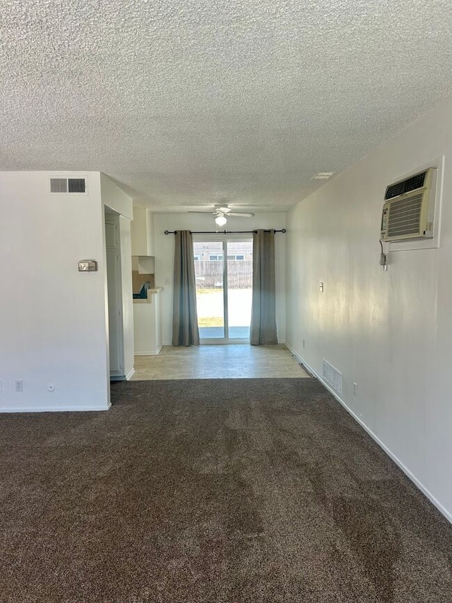 Building Photo - 11587Celi