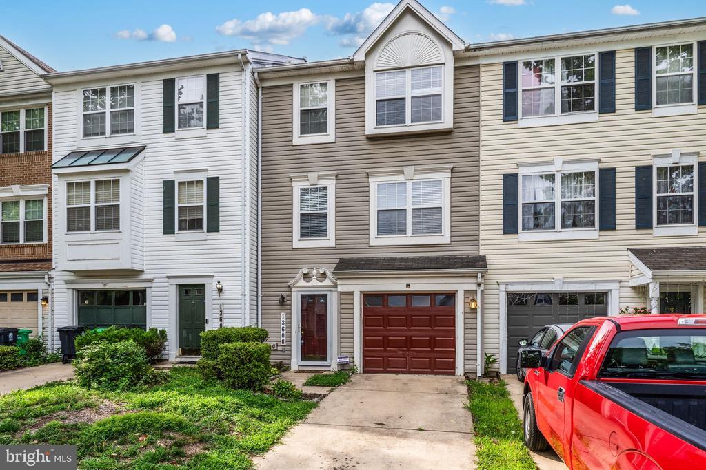 Foto principal - 13606 Captain Marbury Ln