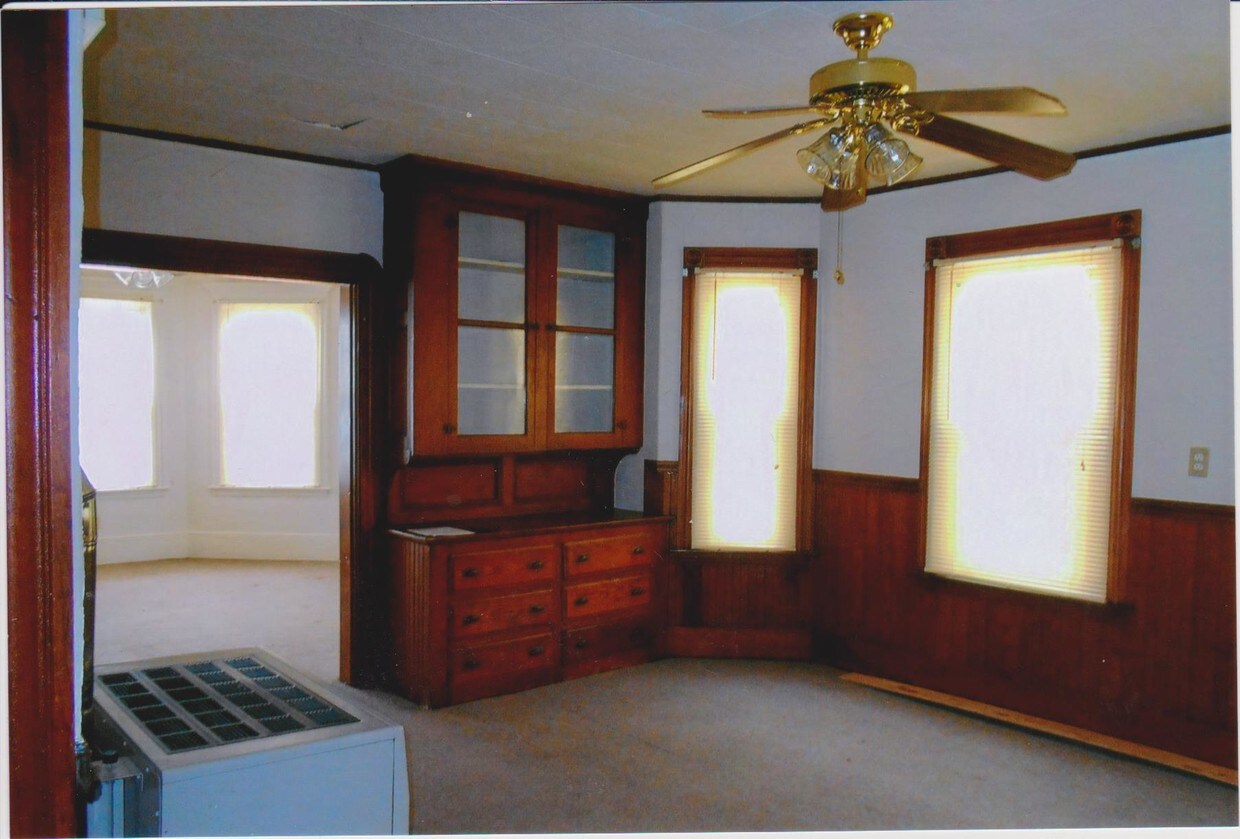 Dining/Livingrooms - 174 Central Ave