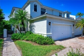 Building Photo - 15056 Summit Pl Cir