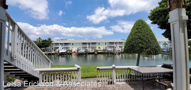 Building Photo - 2 br, 2 bath House - 5152-B Salmon Dr SE