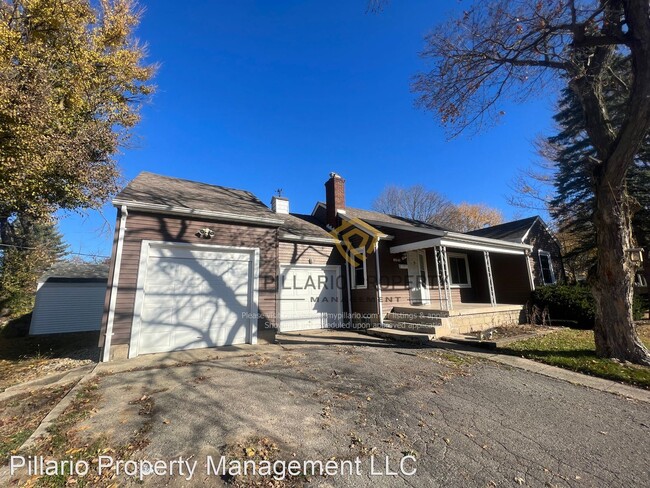 Building Photo - 2 br, 1 bath House - 8840 E New York St