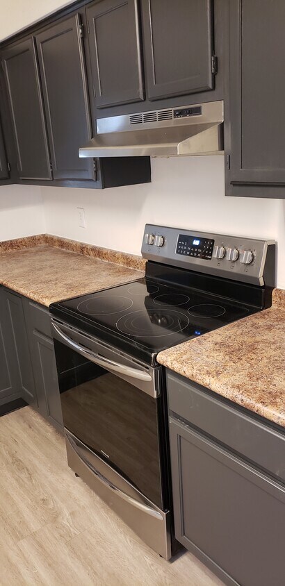 Foto principal - 4385 Baylor St