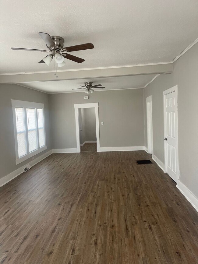 Foto del edificio - Gorgeous 3BR/2Ba home - a MUST SEE!