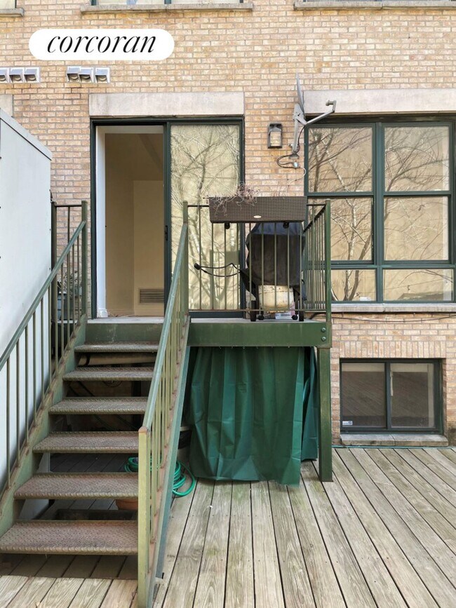 Building Photo - 98 Havemeyer St