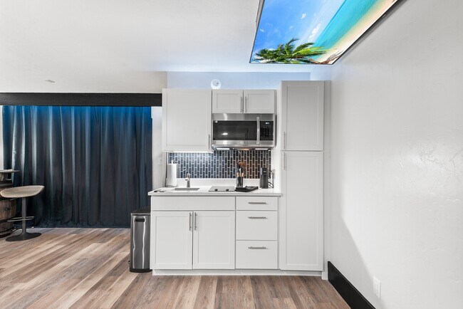 Foto del edificio - 5062 Sherwood Ln