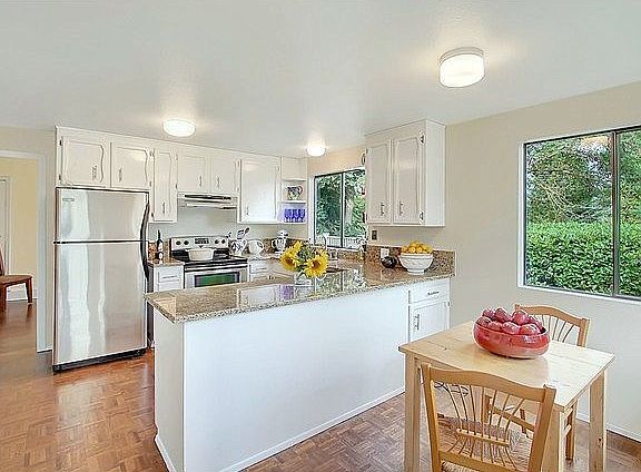 Foto del edificio - 2121 NE 55th St