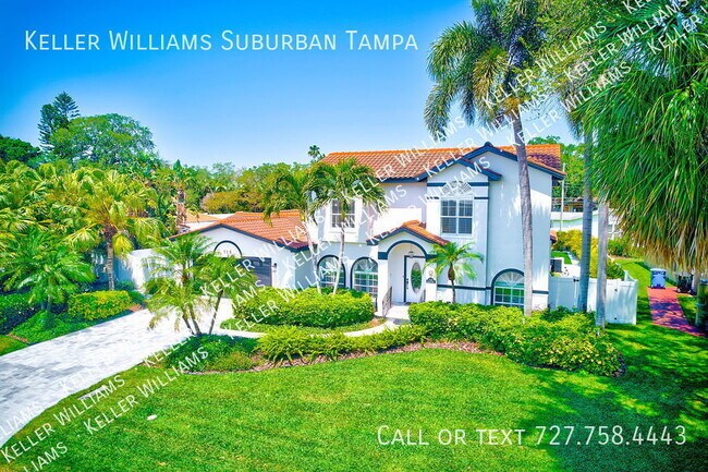 Foto del edificio - 4/3/2 pool home in Snell Isle