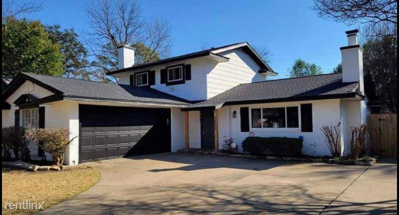 Primary Photo - 4 br, 2 bath House - 2602 Hollywood Dr