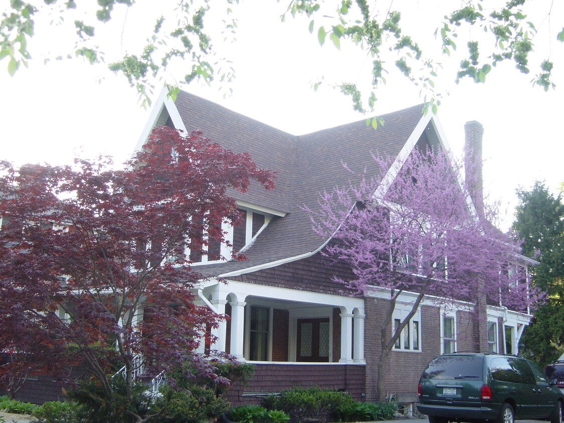 216 Fall Creek Dr, Ithaca, NY 14850 Apartments in Ithaca, NY