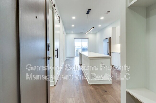 Foto del edificio - 1125 10th Ave N