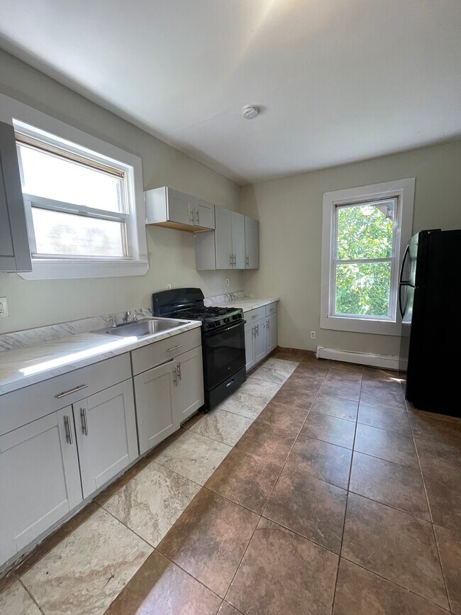 Foto del edificio - 130 Scheerer Ave