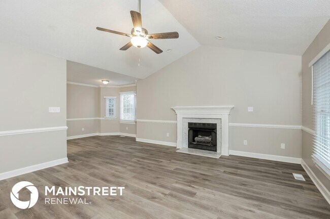 Foto del edificio - 4304 Dyer Ct