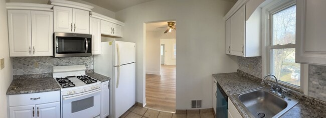 Foto del edificio - 936 Hansen St