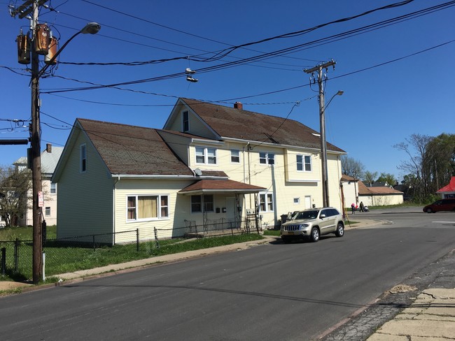 Schutrum side view - Owner-Financing, 4-family on Broadway