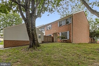 Building Photo - 20130 Waringwood Way
