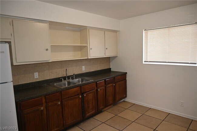 Foto del edificio - 725 N 11th St