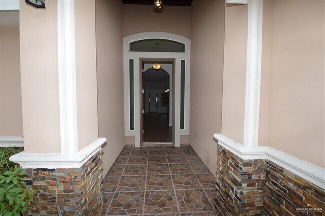 Foto del edificio - 4205 S Canna St