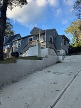 Building Photo - 21 Lincoln Dr
