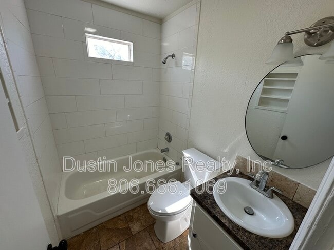 Building Photo - 2519 1st Pl