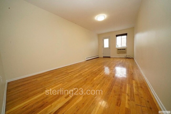 Building Photo - 2338 38th St