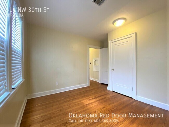 Building Photo - 514 NW 30th St