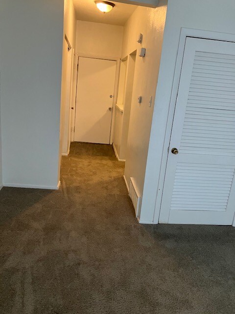 Foto principal - 7121-7159 Lexington Ave