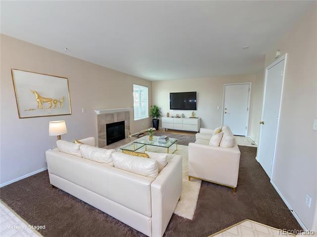 Building Photo - 3210 S Biscay Way