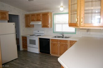 Building Photo - 1781 S Baradonna Rd