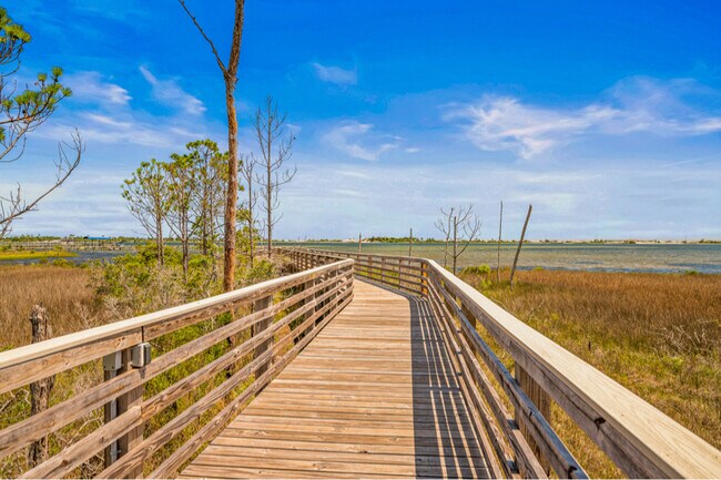Building Photo - 723 Marsh Harbor Dr