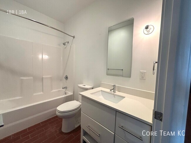 Foto del edificio - 1180 E 30th St