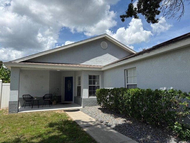Building Photo - 1648 Oak Hill Trail