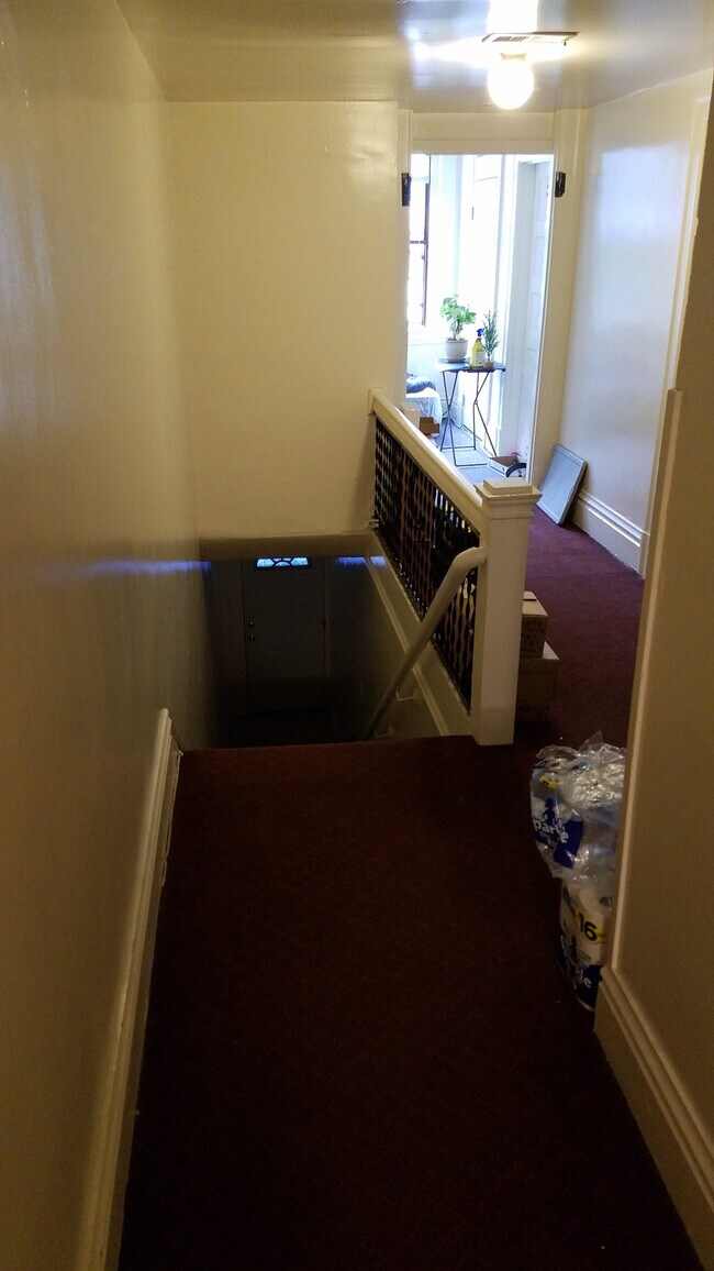 Entry /Stairs - 341 S Bouquet St