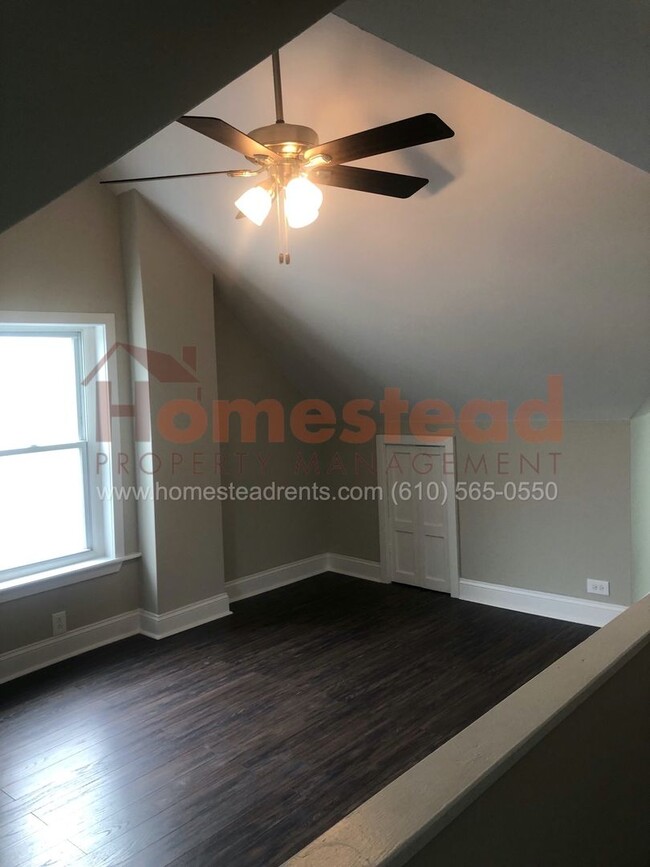 Foto del edificio - 3 BEDROOM HOME IN CLIFTON HEIGHTS!