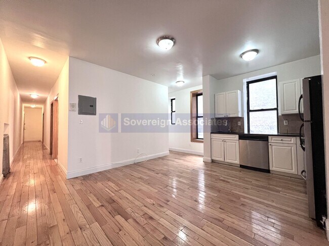 Foto del edificio - 255 Fort Washington Ave